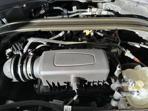 Used 2022 Ford Explorer Limited w/ Equipment Group 301A image 32