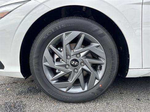 New 2026 Hyundai Elantra Blue image 11