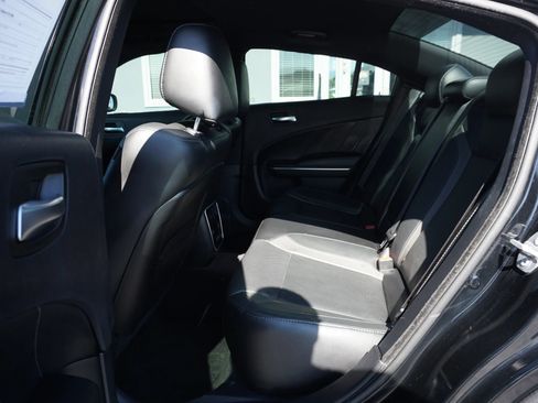 Used 2016 Dodge Charger R/T w/ Plus Group RWD image 20