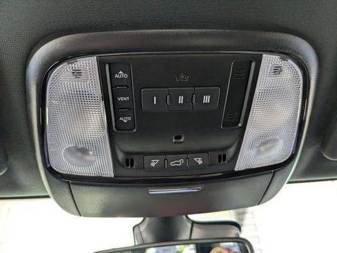 Used 2024 Dodge Durango GT AWD/4WD image 24