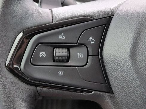 Used 2023 Chevrolet Bolt EUV Premier w/ Sun & Sound Package FWD image 26