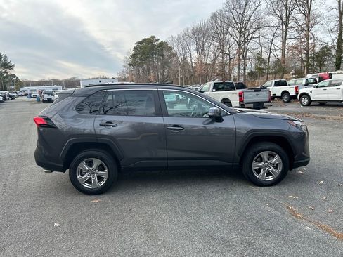 Used 2024 Toyota RAV4 XLE image 29