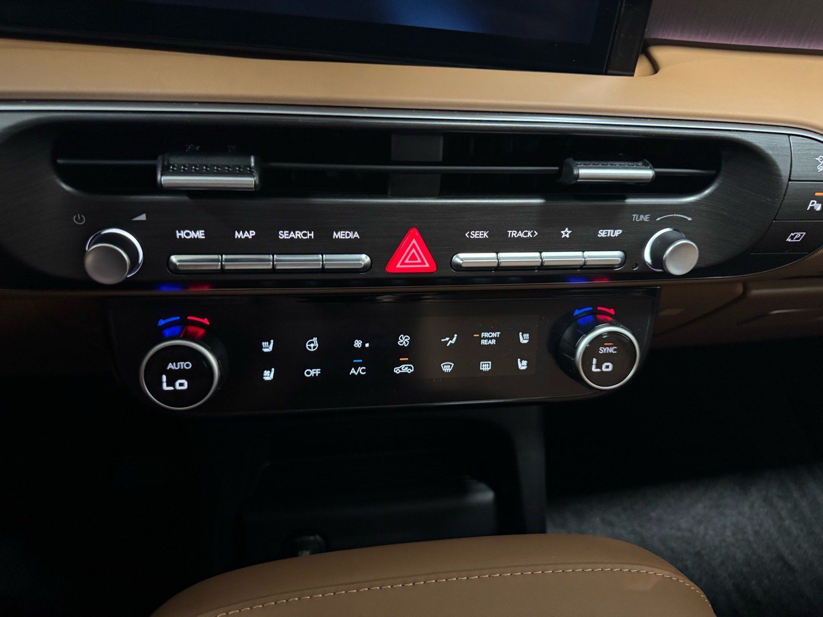Used 2026 Hyundai Palisade Calligraphy AWD/4WD image 26