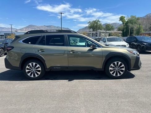 Used 2024 Subaru Outback Limited AWD/4WD image 2