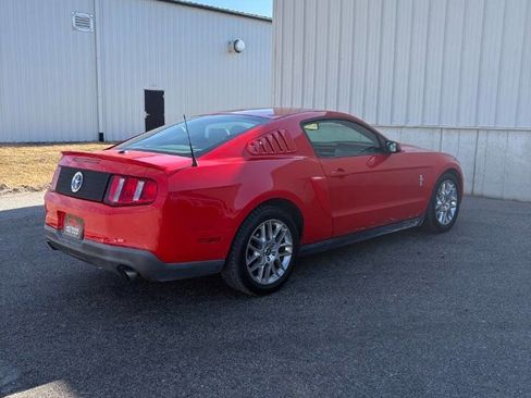 Used 2012 Ford Mustang Premium image 4