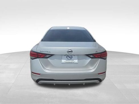 Used 2023 Nissan Sentra SV FWD image 5