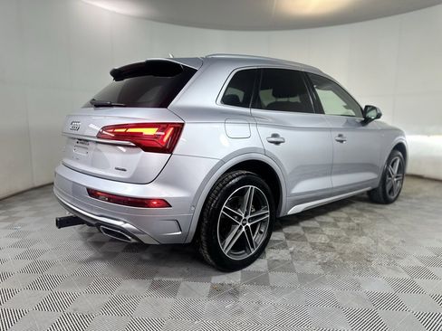 Used 2021 Audi Q5 e Prestige w/ Prestige Package image 7