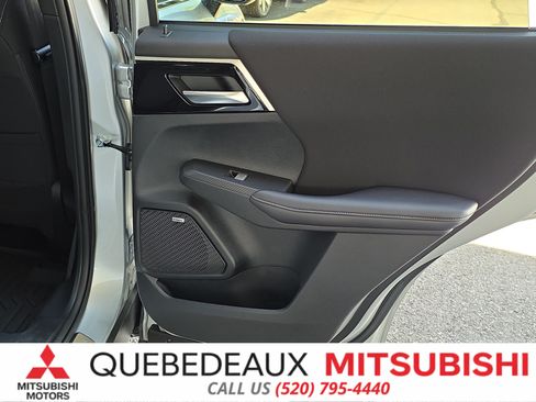 New 2026 Mitsubishi Outlander ES FWD image 27