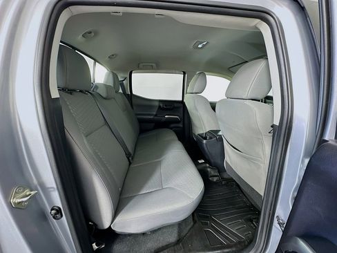 Used 2020 Toyota Tacoma SR5 image 24