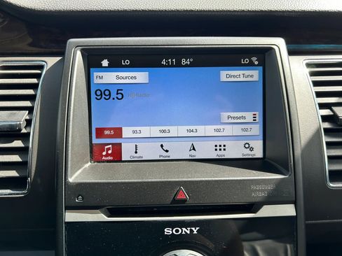 Used 2019 Ford Flex Limited AWD/4WD image 16