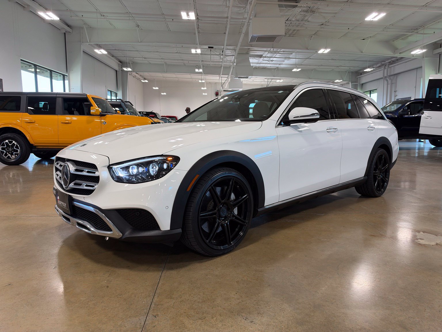 Used 2021 Mercedes-Benz E 450 4MATIC All-Terrain Wagon w/ Premium Package image 3