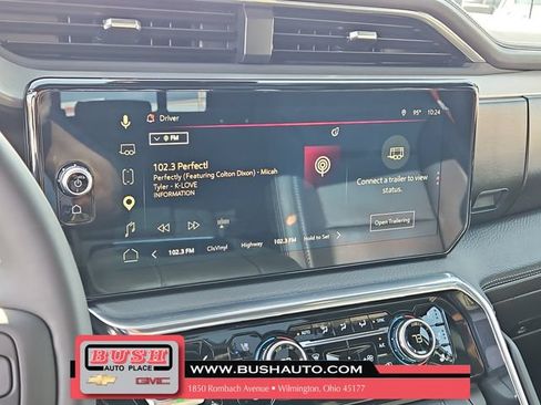 Used 2025 GMC Sierra 1500 Denali w/ Denali Reserve Package AWD/4WD image 26