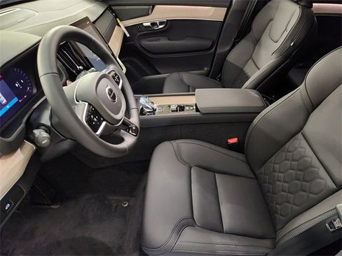 New 2026 Volvo XC90 B5 Plus image 14