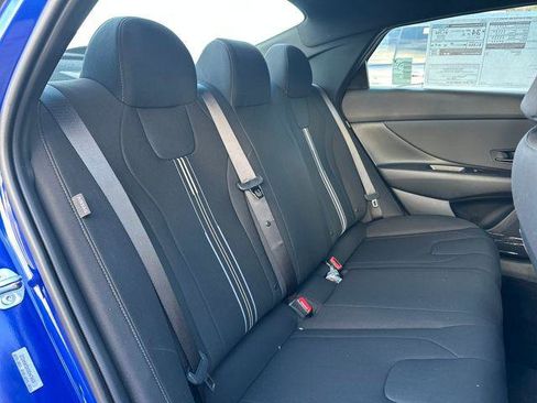 New 2025 Hyundai Elantra Sport image 12