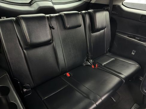 Used 2018 Toyota Highlander XLE AWD/4WD image 26
