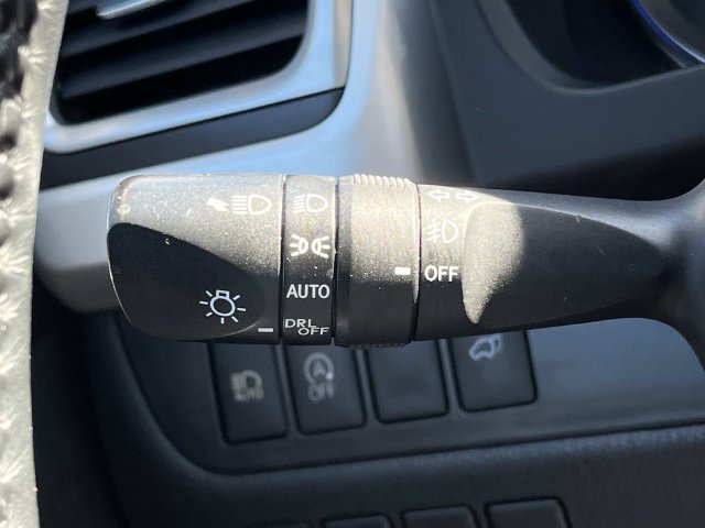 Used 2018 Toyota Highlander XLE AWD/4WD image 44
