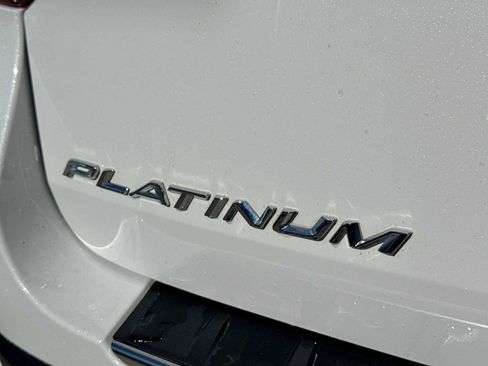 Used 2023 Ford Explorer Platinum w/ Technology Package AWD/4WD image 37