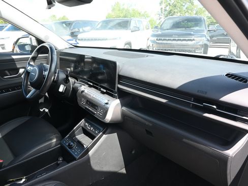 Used 2024 Hyundai Kona Limited AWD/4WD image 31