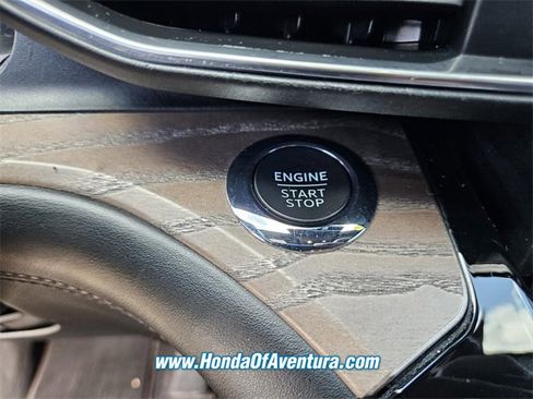 Used 2022 Ford Explorer Platinum w/ Technology Package image 27