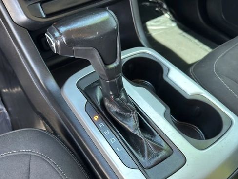 Used 2021 Chevrolet Colorado LT w/ Fleet Safety Package RWD image 13