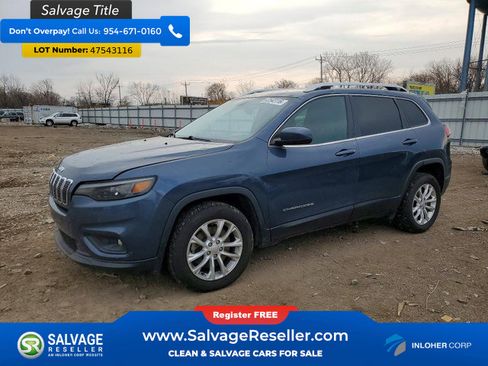 Used 2019 Jeep Cherokee Latitude w/ Popular Appearance Group image 1
