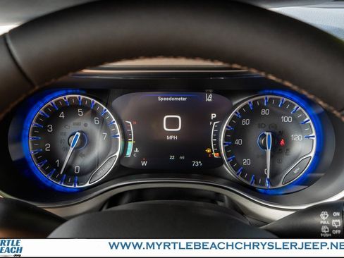 New 2026 Chrysler Pacifica Pinnacle image 25