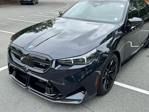 Used 2026 BMW M5 w/ Carbon Package AWD/4WD image 18