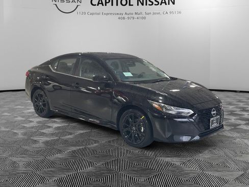 New 2025 Nissan Sentra SR w/ Midnight Edition image 4