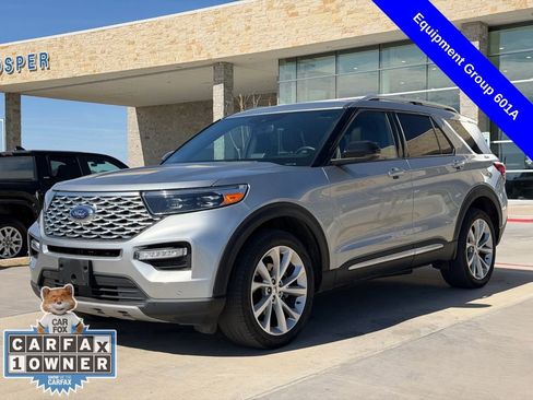 Used 2023 Ford Explorer Platinum w/ Technology Package image 10