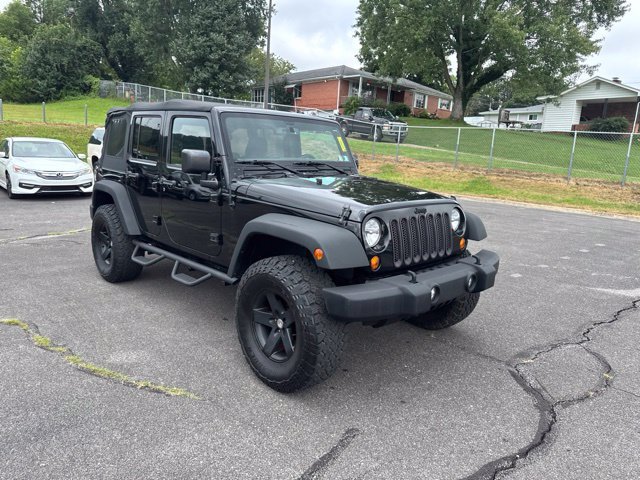 Used 2015 Jeep Wrangler Unlimited Sport w/ Quick Order Package 23S AWD/4WD image 2