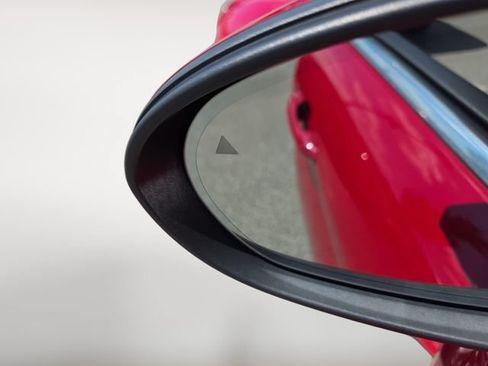 Used 2019 Alfa Romeo Giulia AWD w/ Cold Weather Package image 17
