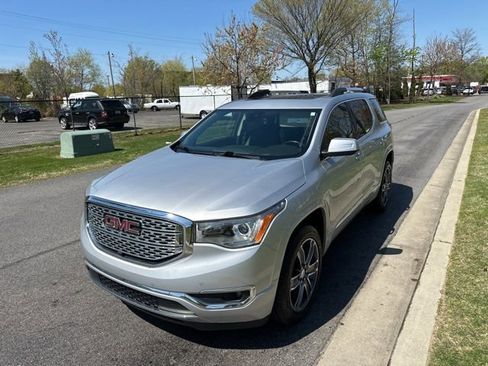 Used 2019 GMC Acadia Denali w/ Technology Package image 6