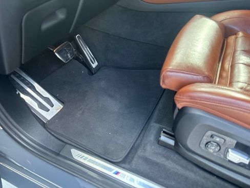 Used 2021 BMW X5 sDrive40i w/ M Sport Package RWD image 21