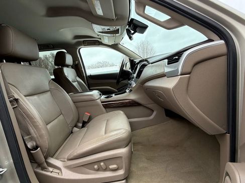 Used 2016 GMC Yukon XL SLT image 34