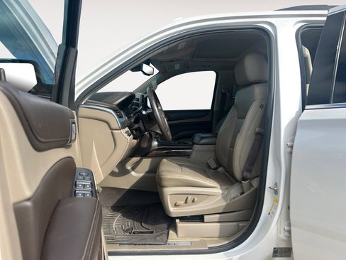 Used 2018 Chevrolet Tahoe LT image 19