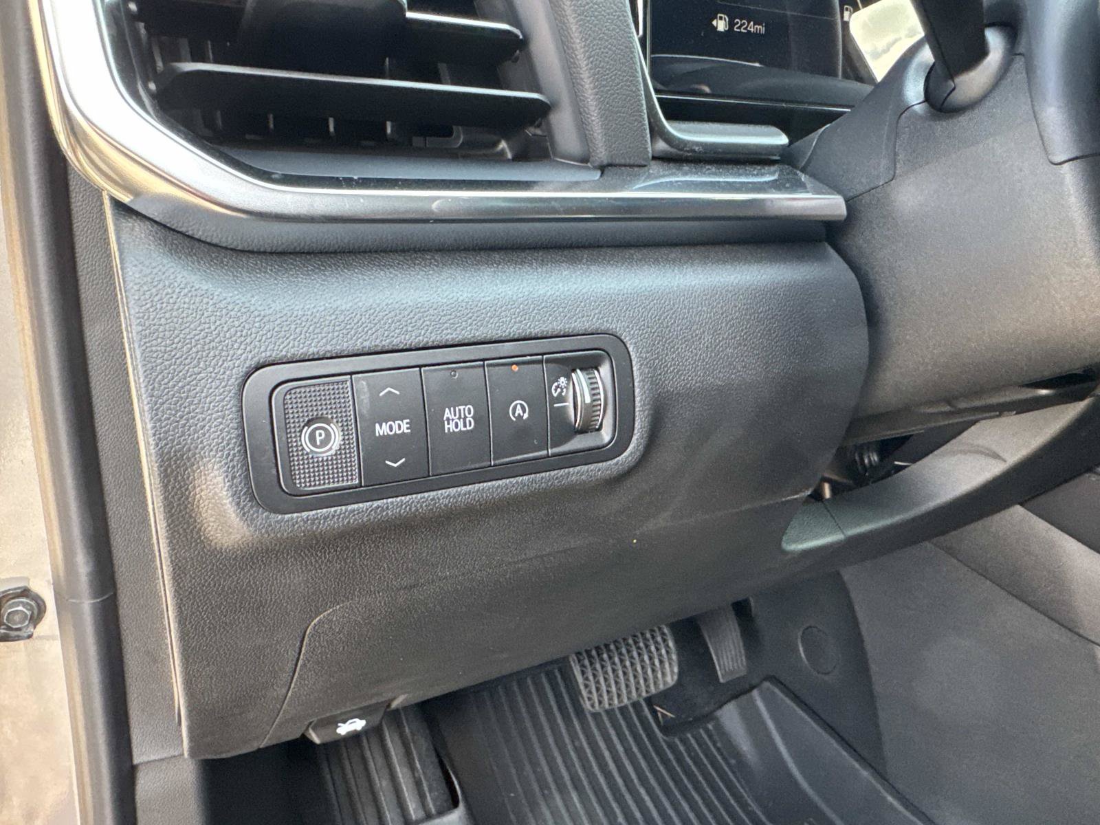 New 2027 GMC Terrain Elevation w/ Elevation Premium Package FWD image 35
