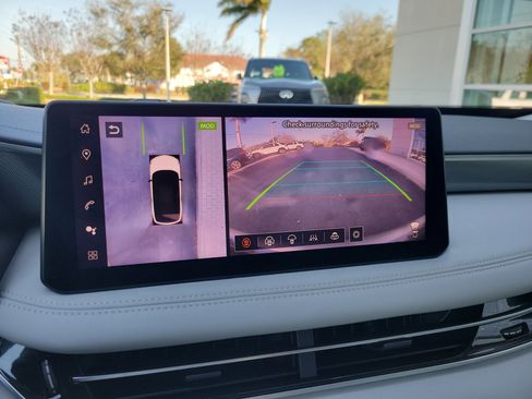 Certified 2026 INFINITI QX60 Luxe w/ Cargo Package image 24