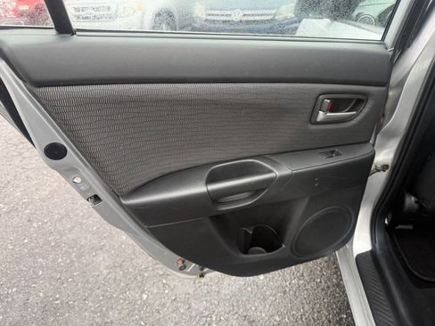 Used 2007 MAZDA MAZDA3 i Touring image 24