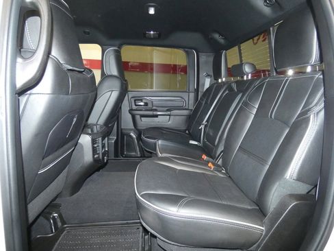 Used 2024 RAM 3500 Limited image 29