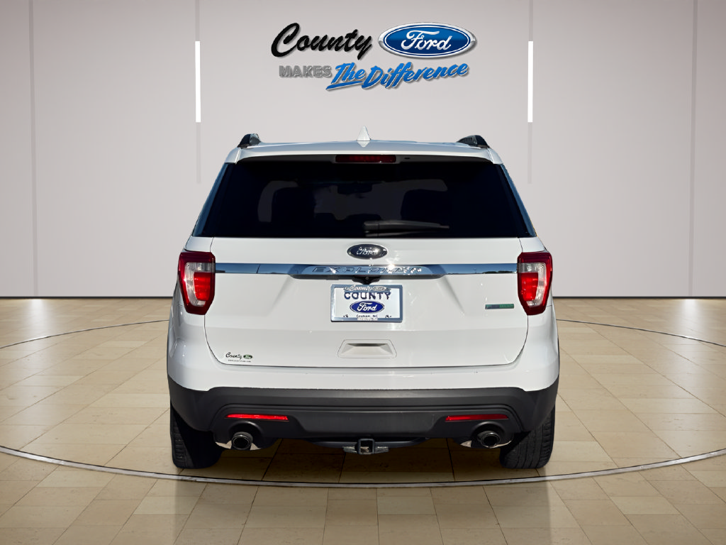 Used 2016 Ford Explorer FWD image 4