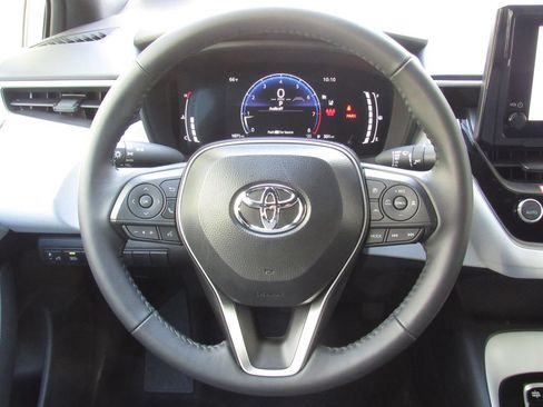 Certified 2026 Toyota Corolla SE FWD image 21