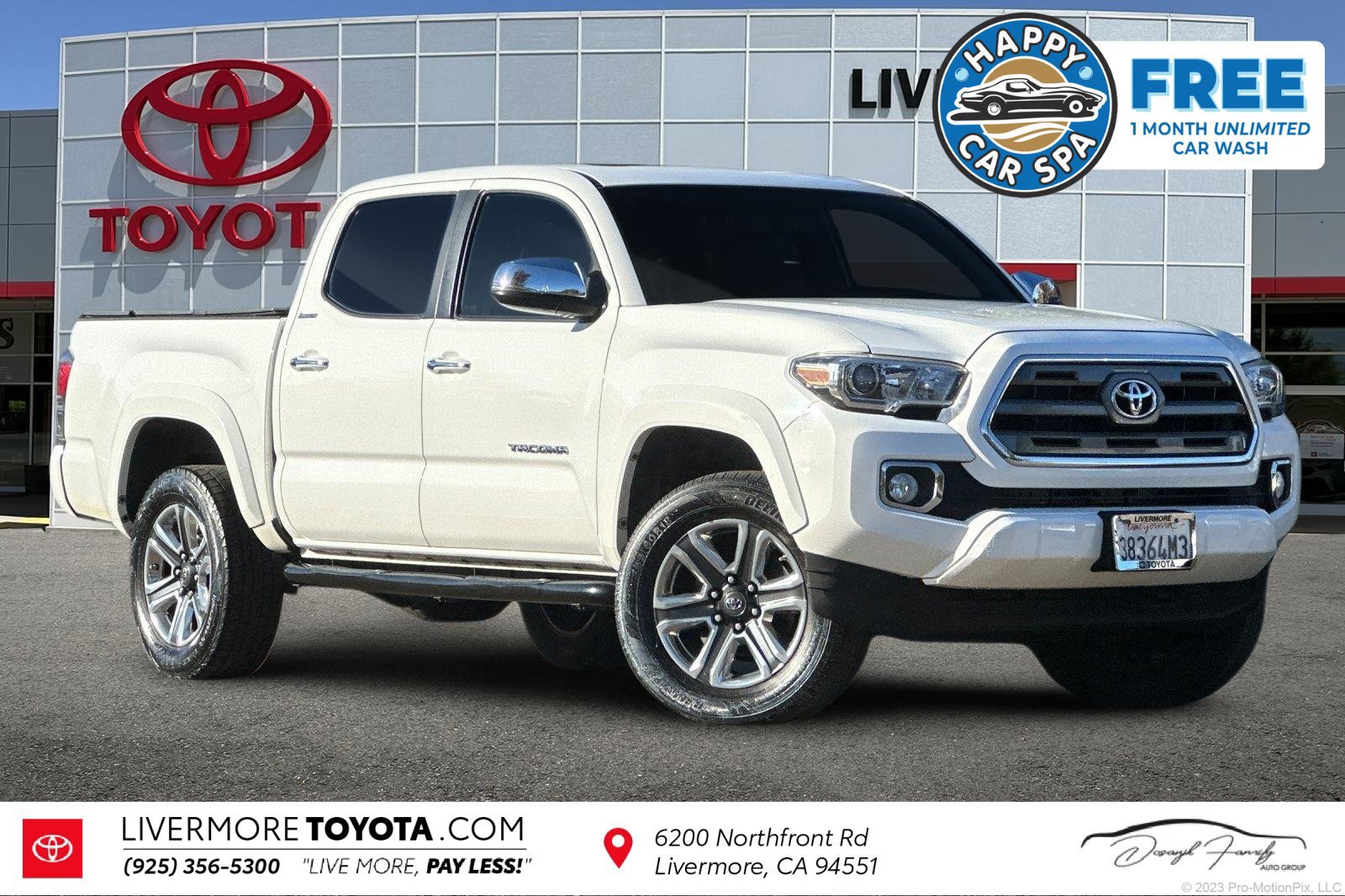 Used 2016 Toyota Tacoma Limited w/ Towing Package RWD image 1