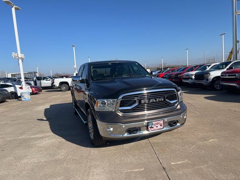 Used 2018 RAM 1500 Laramie Longhorn w/ Longhorn Southfork Package image 3