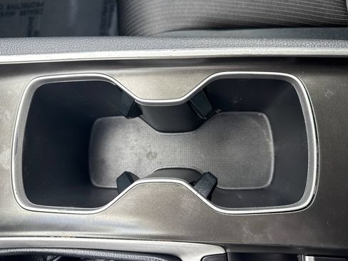 Used 2018 Honda Accord EX image 25