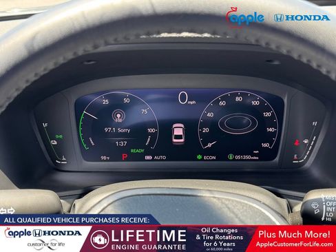 Used 2024 Honda Accord Sport image 11