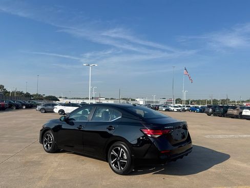 Certified 2024 Nissan Sentra SV FWD image 16