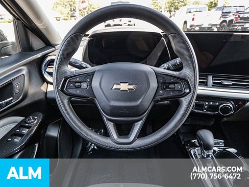Used 2024 Chevrolet Trax LT image 31