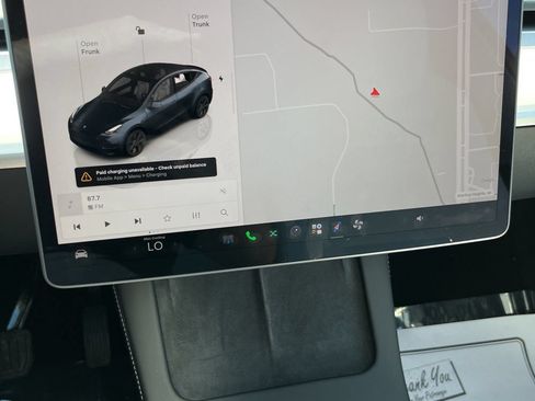 Used 2025 Tesla Model Y Long Range AWD/4WD image 6