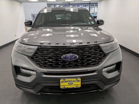 Used 2023 Ford Explorer ST-Line w/ Class IV Trailer Tow Package image 2