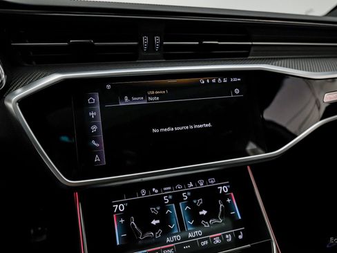 Used 2024 Audi RS 7 Performance w/ Executive Package image 71